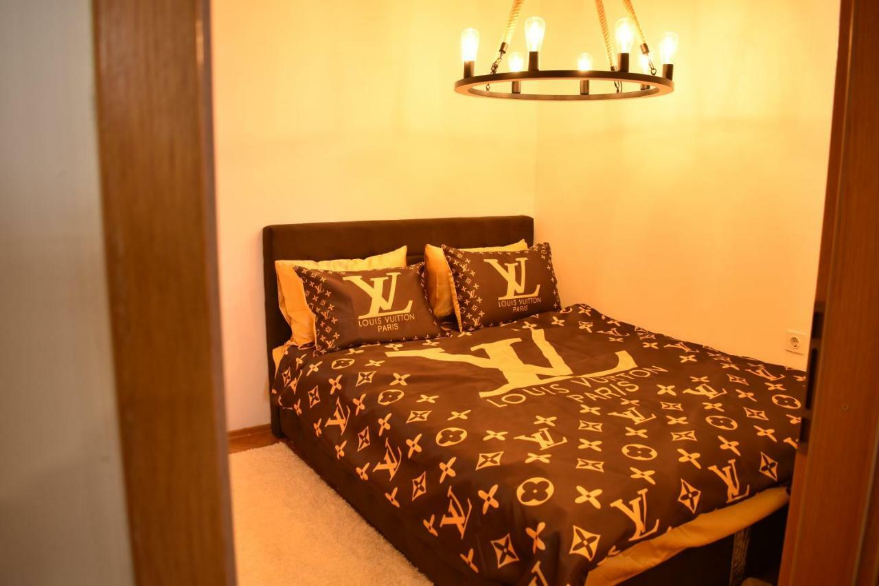 Naumovski Apartments Skopje Extérieur photo